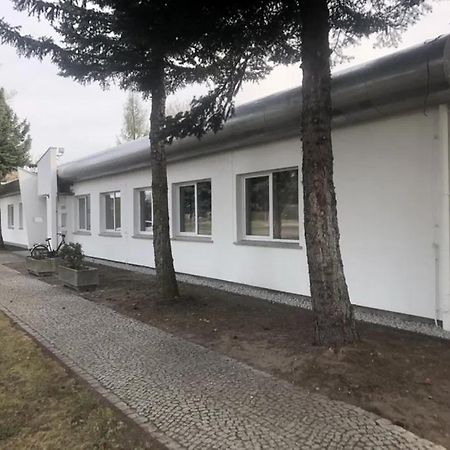 Hostel Leszno Ul.Uslugowa Exteriér fotografie